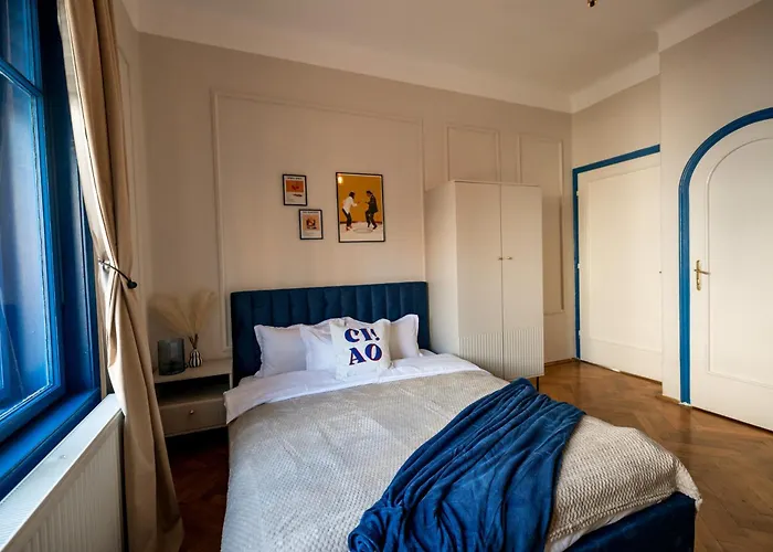 Decebal Central Studio - Elegant And Cozy Stay